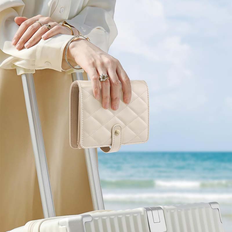 Luxury Portable Leather Jewelry Storage Book | Elegant, Secure & Take It Everywhere